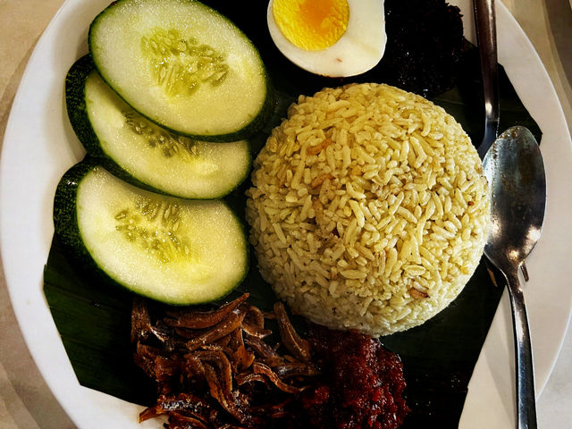 Kafé Roti Bakar – Comforting Kopitiam Flavors at Bukit Gambir