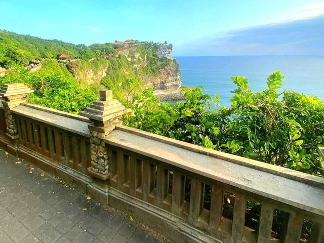 Sunset Serenity at Uluwatu Temple Sunset Serenity at Uluwatu Temple