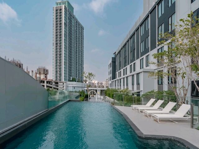 Lively Recreation & Convenience