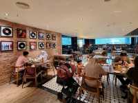 A Groovy Breakfast at Jazz Hotel!
