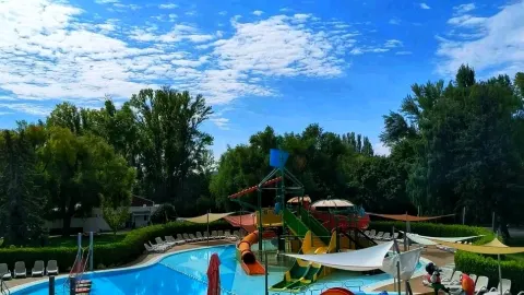 🌊 Balatonfüred – หัวใจอันงดงามของทะเลสาบ Balaton 🌊 — traveler post in Balatonfured