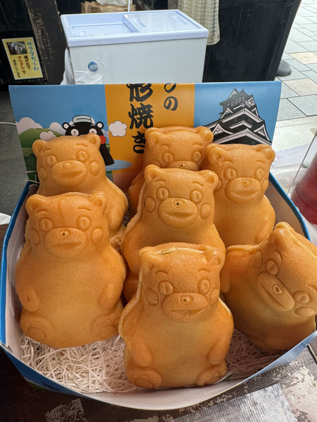 くまモンの人形焼と馬肉メンチカツ♡