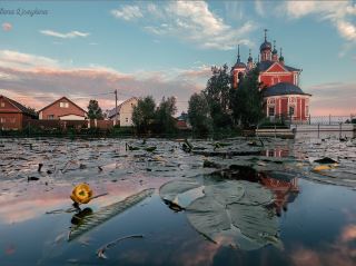 Pereslavl-Zalessky: The Church of the Forty Martyrs and its reflection in the Trubezh River
