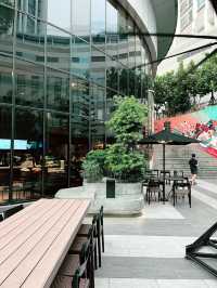 Starbucks Reserve – Coffee in Lush Serenity