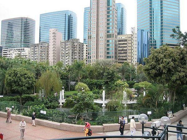 Kowloon Park - A green oasis in busy Tsim Sha Sui