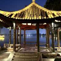 **🌙 Daming Lake Night Walk — The Most Romantic Way to End a Jinan Day 💕**