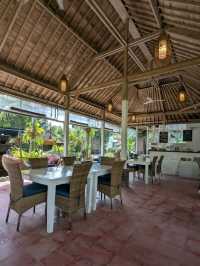 EXCELLENT VEGAN CAFÉ IN BALI.