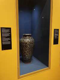 “Porcelain Treasures at Borneo Cultures Museum”