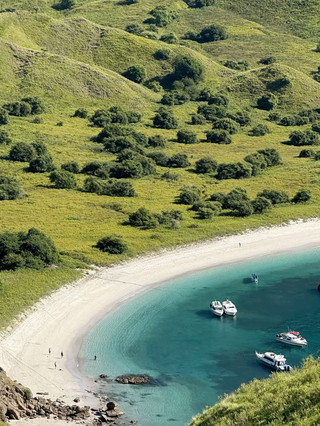 HIDDEN ISLAND INDONESIA? PULAU FLORES