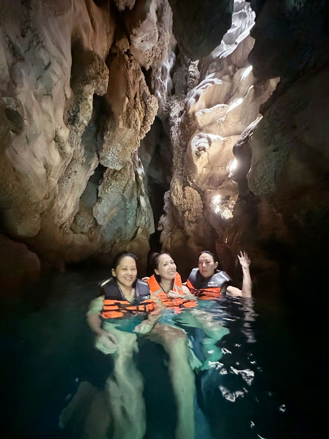 🌊 Coron Palawan Kayangan Lake where 🏞️ Avatar Meets Atlantis