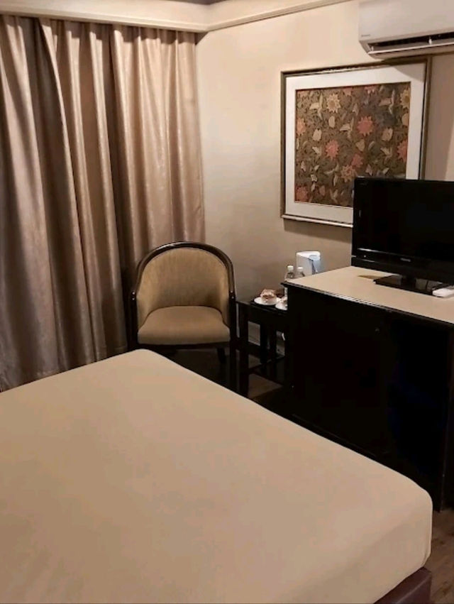 “Comfort & Convenience: Spacious Stay by Jonker”