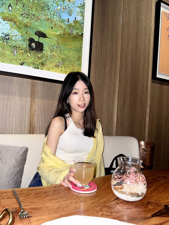 銅鑼灣的精緻藝術西餐廳🍽🥂🍾 靚靚玫瑰長廊🌹