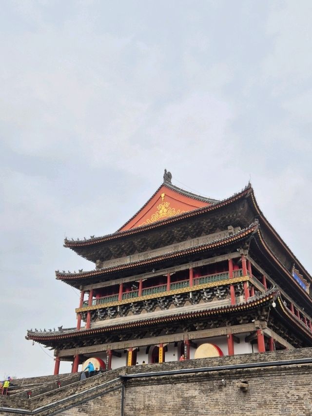 The Bell and Drum Towers of Xi'an: Echoes of Ancient Time The Bell and Drum Towers of Xi'an: Echoes of Ancient Time