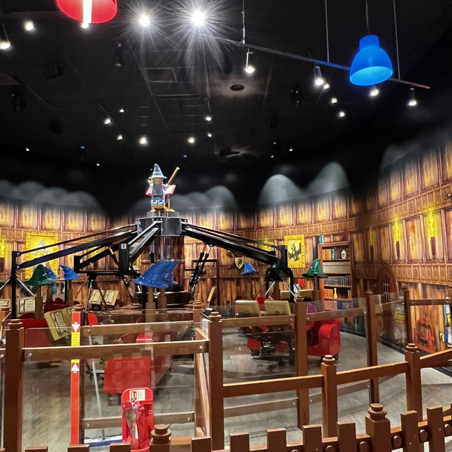 伯明翰落雨天放電好去處·Legoland Discovery Centre