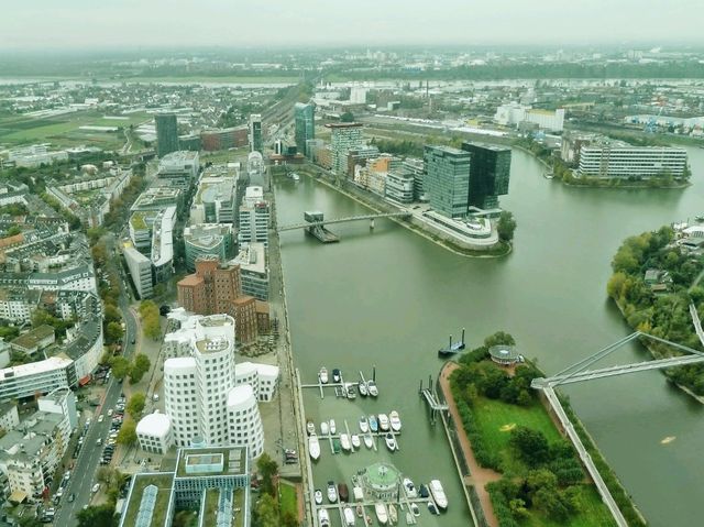 Rainy Düsseldorf 