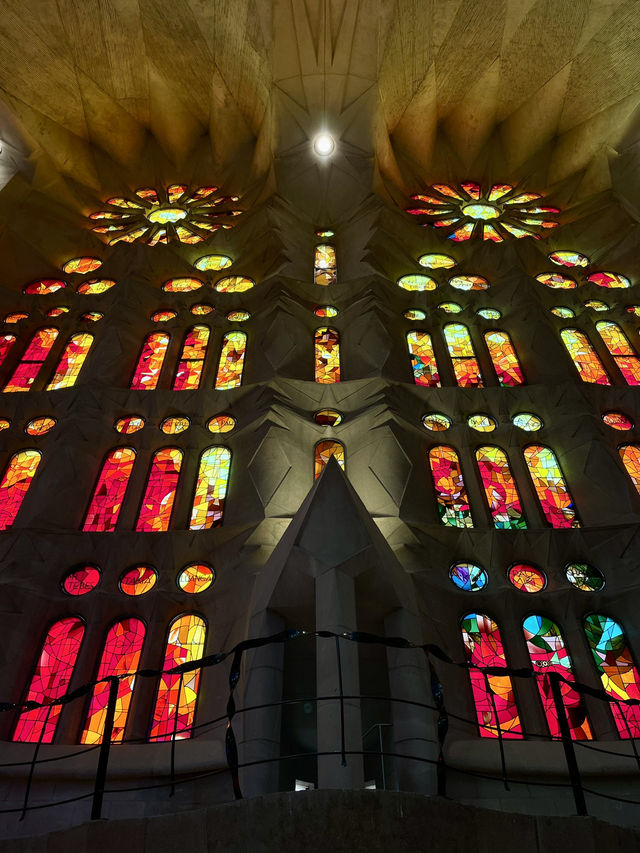 📍 La Sagrada Familia – A Breathtaking Masterpiece in Barcelona ⛪️