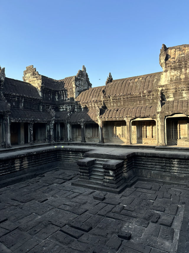In the footsteps of Lara Croft! 