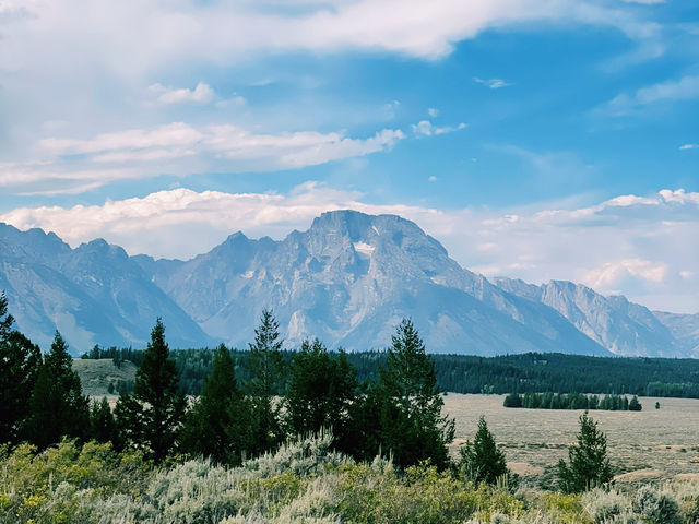 🏔️ Top Landmarks in Grand Teton National Park 🌲🛶
