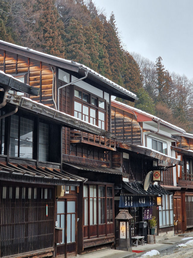 A town that feels like travelling back to Edo era (Just one hour from Matsumoto)