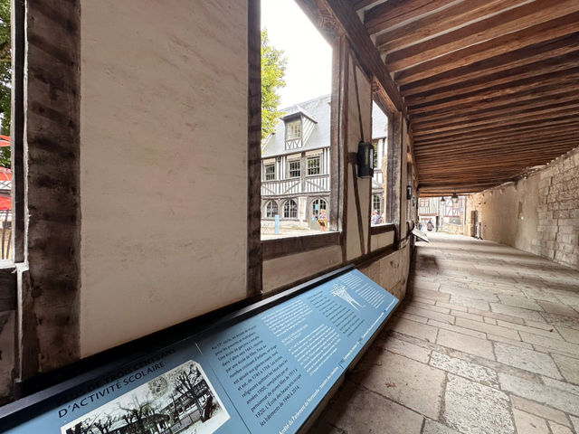 From ossuary to school - history of one french cemetery 