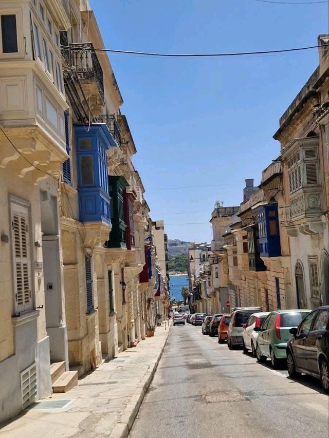 A Blissful Day in Sliema, Malta 🌞🇲🇹