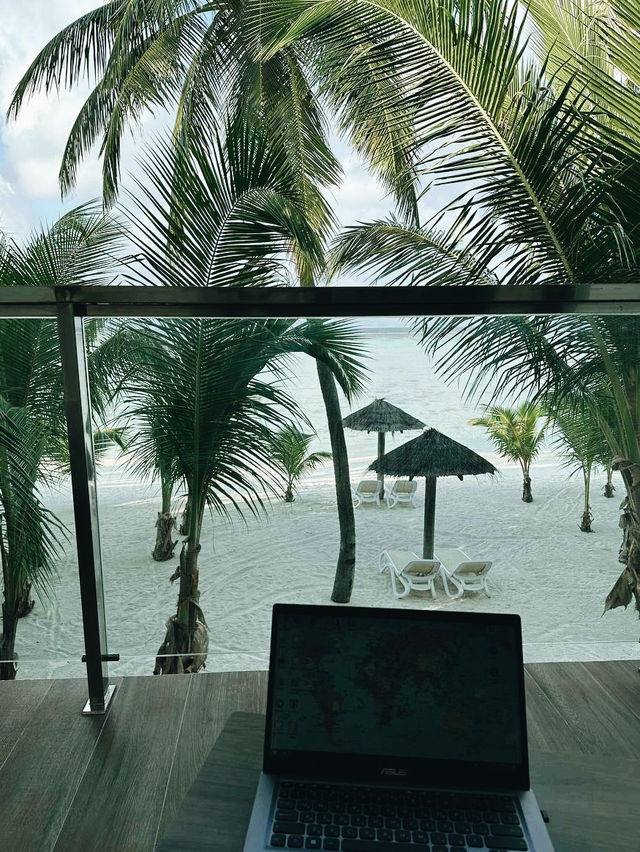 Add Riu Palace to your travel bucket list today! 🌊✨Why? Read