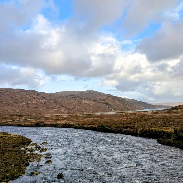 Portree: The Colourful Capital of the Isle of Skye 🏴 Portree: The Colourful Capital of the Isle of Skye 🏴