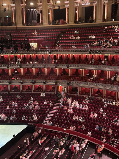 ロンドン】🎭 コンサートを観なくても、ロイヤル・アルバート・ホール