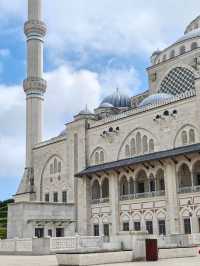 Spires, Stone, and Sacred Silence: The Ultimate Istanbul Mosque Crawl 🇹🇷🕌