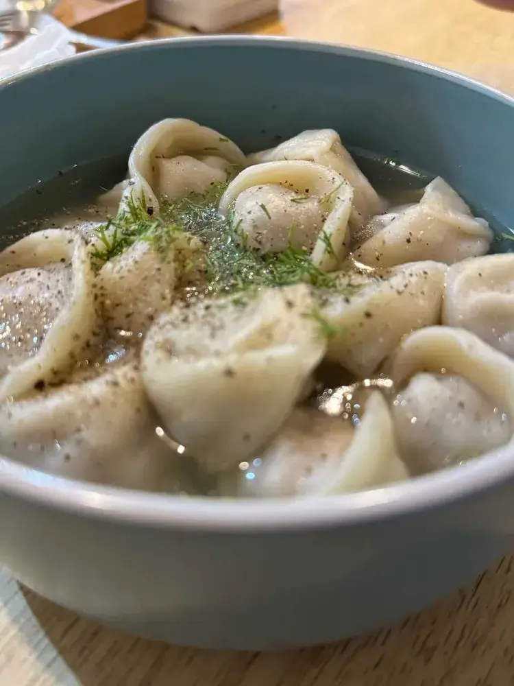 芽莊一家提供俄羅斯美食的咖啡館🩷