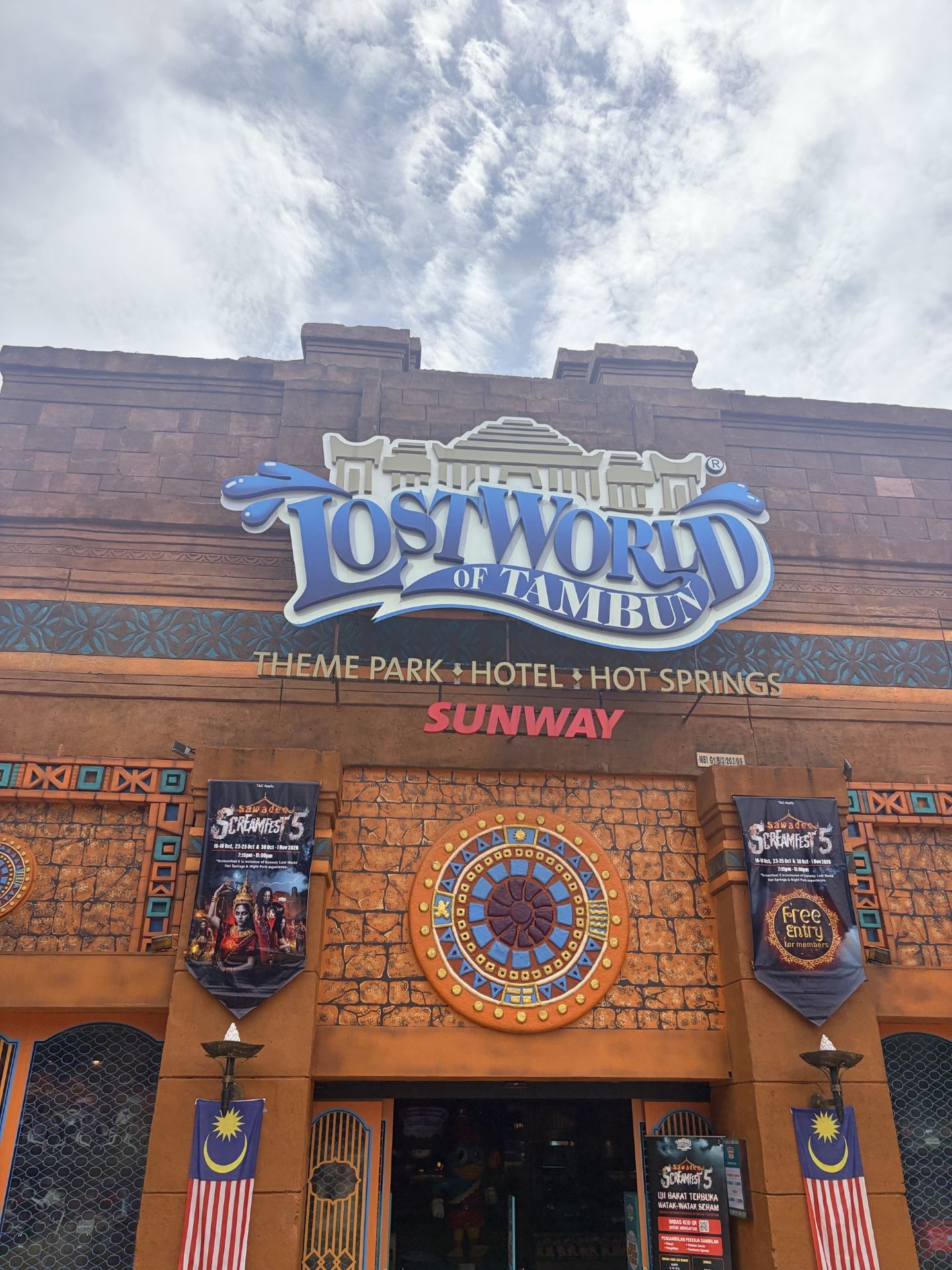 Fun-Filled Day at Lost World of Tambun with Friends
