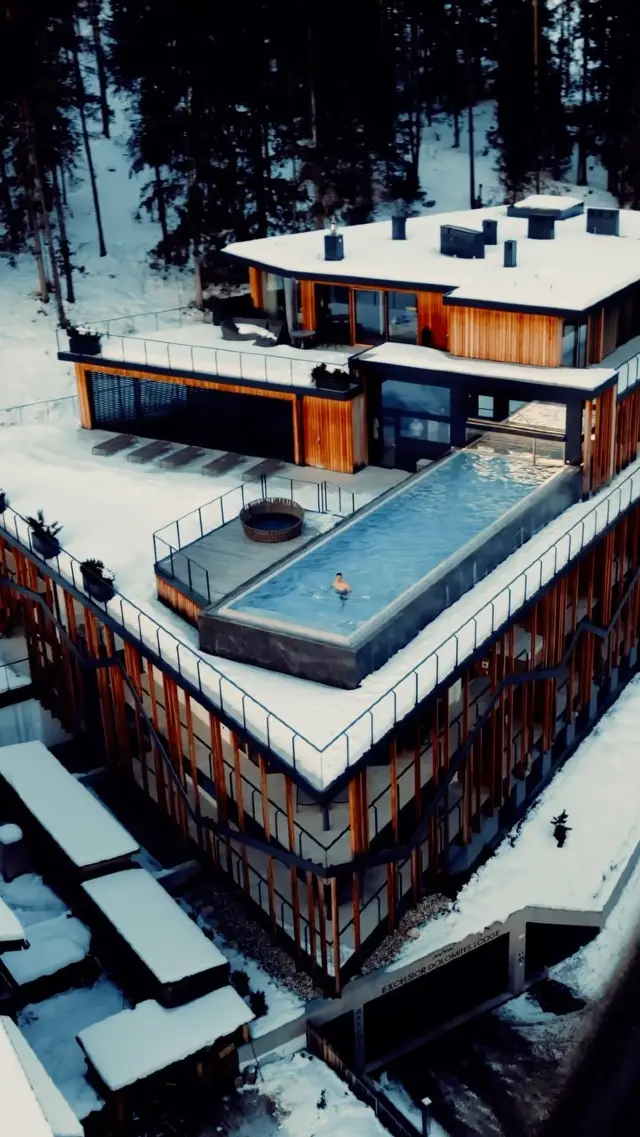 "Start Your Day with a Sunrise Swim at @excelsior_dolomites_resort's Infinity Pool"