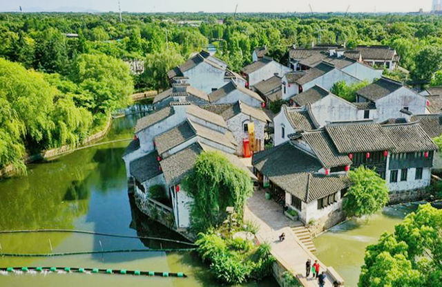 無錫百年古鎮旅遊攻略，三面環水