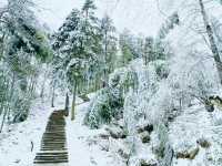 九華山下雪了