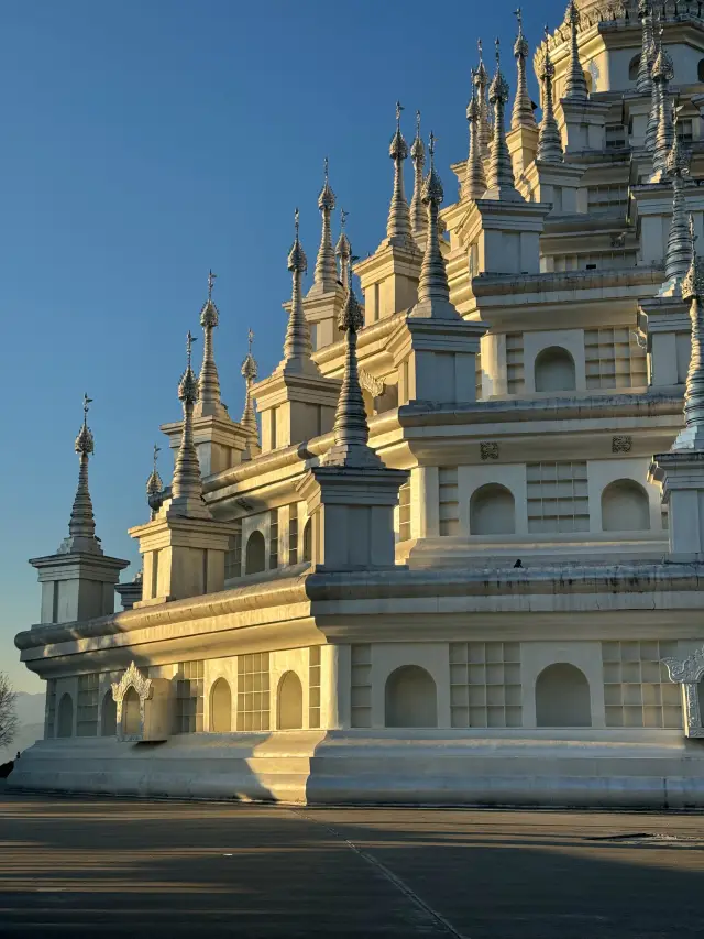 My God, Mangshi is such a great place to visit