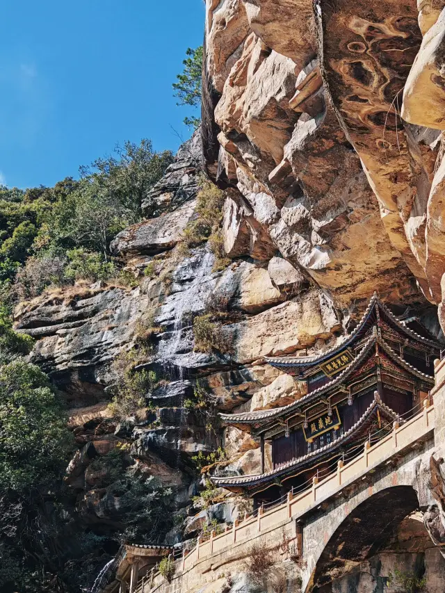 The Stone Treasure Mountain in Dali, Yunnan, is a seriously underrated star attraction