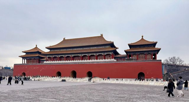 北京市故宫博物院 紅牆金瓦 二朝三世