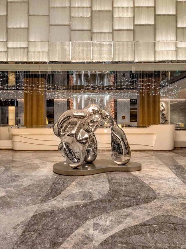 🌟 Kaohsiung's Marvel: Marriott's Luxe Oasis 🌟