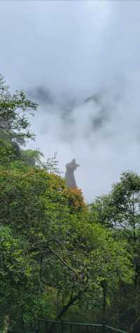聖堂山