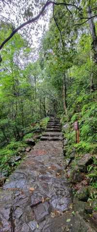 聖堂山