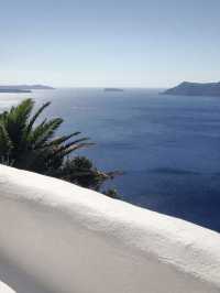 🌅 Santorini Serenity: Perivolas Hotel's Luxe Retreat 🛎️