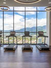 🌟 San Jose Sojourn: Chic Stays at Hilton La Sabana 🌟