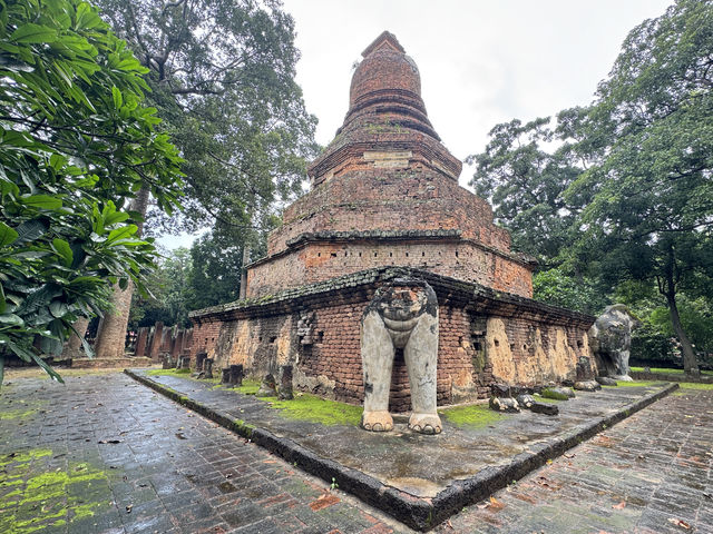 隐藏在泰北的世遗小城|甘烹碧|—大象寺