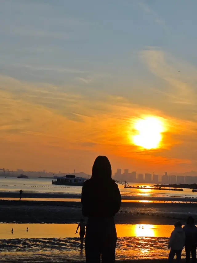青島打卡點，第一海水浴場真的美
