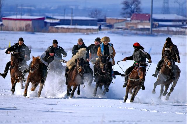 新疆伊犁伊寧縣「馬背風情」冰雪旅遊活動