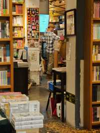 打卡先行書店 | 邂逅冬日銀杏之美