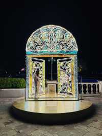  A Night Walk Around Chaoyang Park