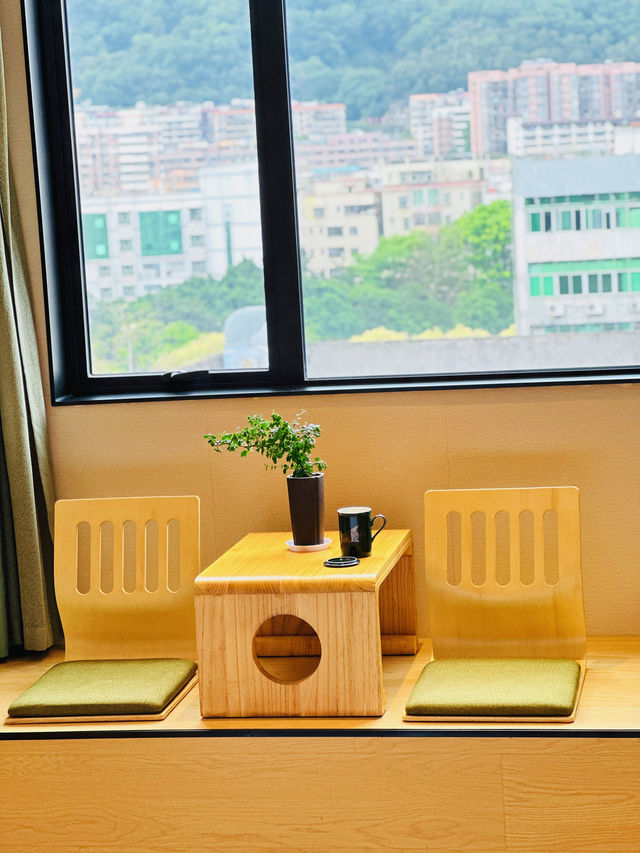邊個話出差冇趣？呢間房將窗台變成詩意會客廳