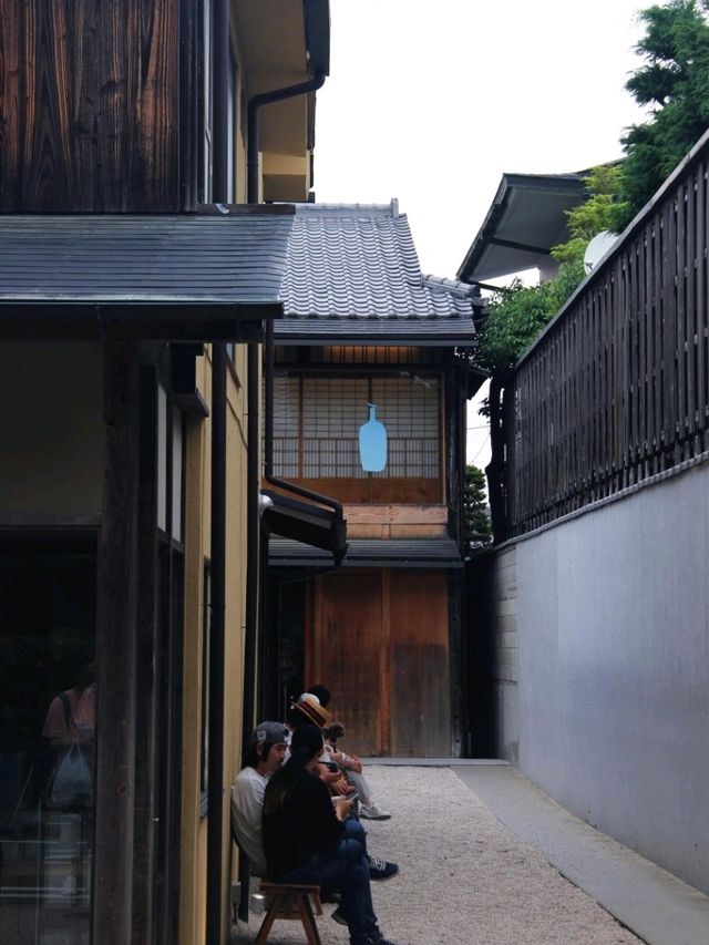 大阪藍瓶子咖啡美食攻略｜跟住導航走錯路？實測打卡路線+環境體驗分享 