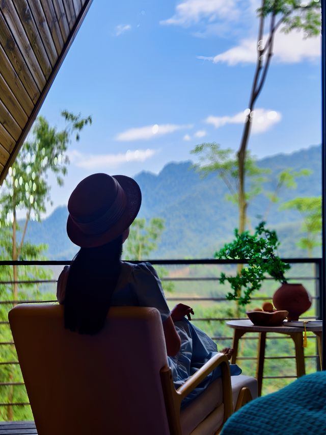 住進森林裡嘅小木屋吹風發呆做白日夢
